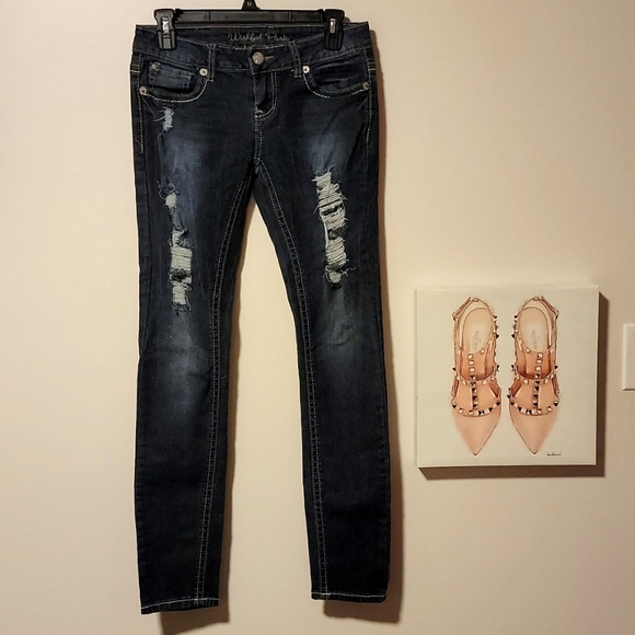 Wishful Park distressed dark washed skinny denim jeans Low rise fit Size 7 - Picture 3 of 7